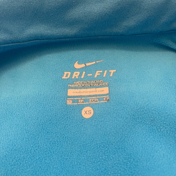 Nike Dri-Fit Hooded Pull Over Ladiesx XS teal, thumb holes 1/4 zipper - Picture 9 of 11